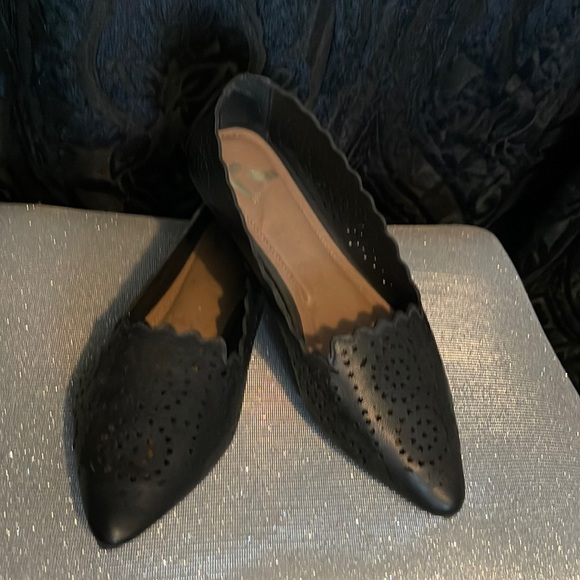 Report brand black flats - Picture 1 of 5